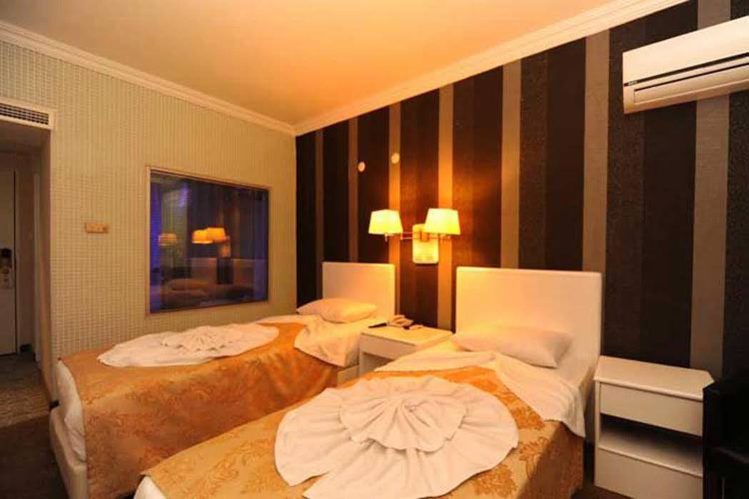 Mara Palace Hotel Fethiye Esterno foto